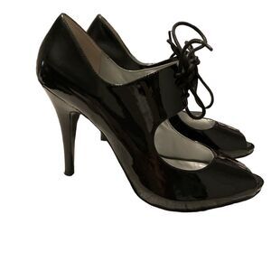 GUESS by MARCIANO Mary Jane black Patent Leather Tie Laces Peep Toe size‎ 9.5